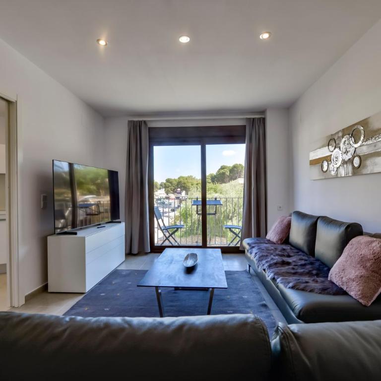 Flat 58 - City Center Moraira - Three-Bedroom Premium Apartment - 3