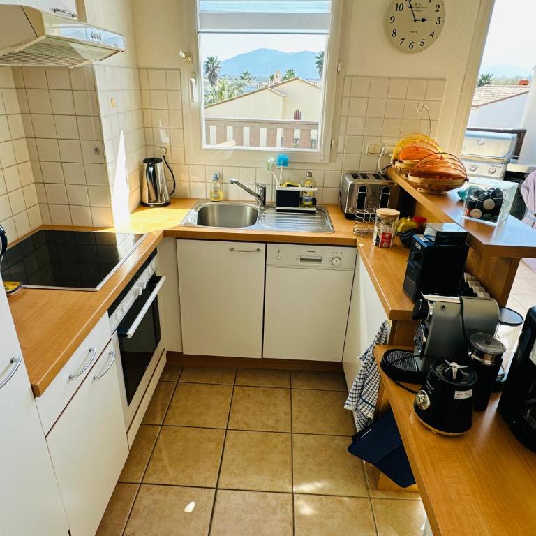L'ECUME DES VAGUES- Spacieux 3 chambres Familial Tout Confort au Calme, Climatisé et Piscine, tout inclus- parking,fibre, serviettes, draps, ménage - Three-Bedroom Apartment - 5