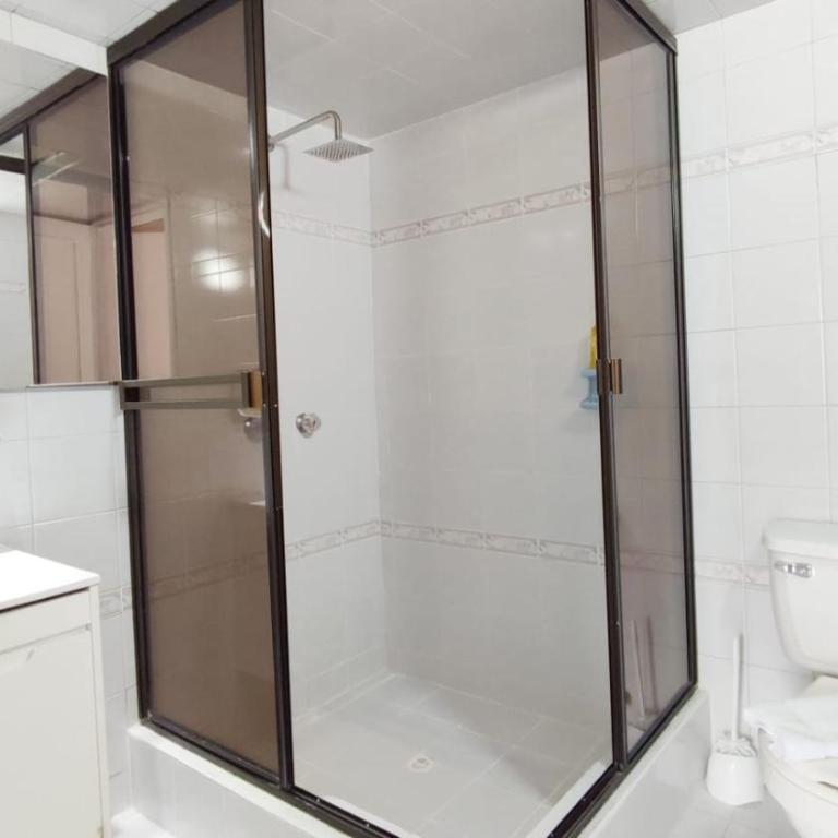 HABITACION 7 Acogedora baño y balcón privado - Habitación Doble con baño privado - 10