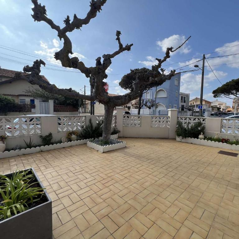Maison plain-pied climatisée, 3 chambres, proche plage - FR-1-701-89 - Maison de Vacances - 1