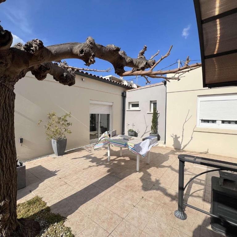 Maison plain-pied climatisée, 3 chambres, proche plage - FR-1-701-89 - Maison de Vacances - 11