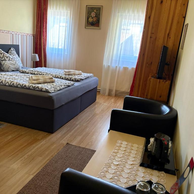 Gasthaus Luggwirt - Doppelzimmer mit Bad - 2
