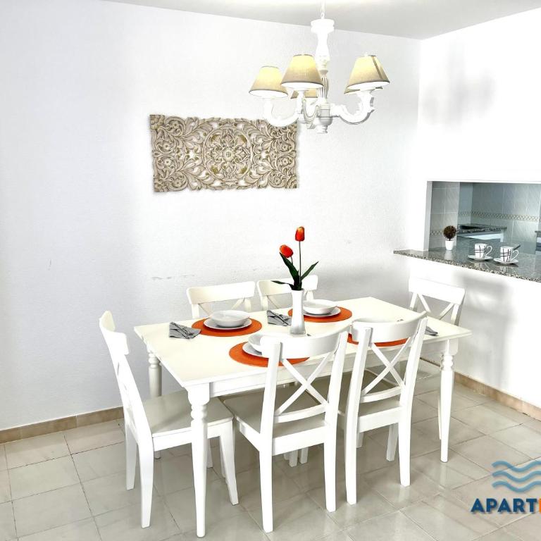 APARTBEACH PARADIS PARK con VISTAS PLAYA - Apartment - 4
