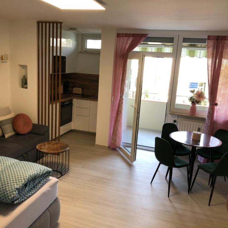 Lilis Apartment mit Balkon - Apartamento de 1 dormitorio - 3