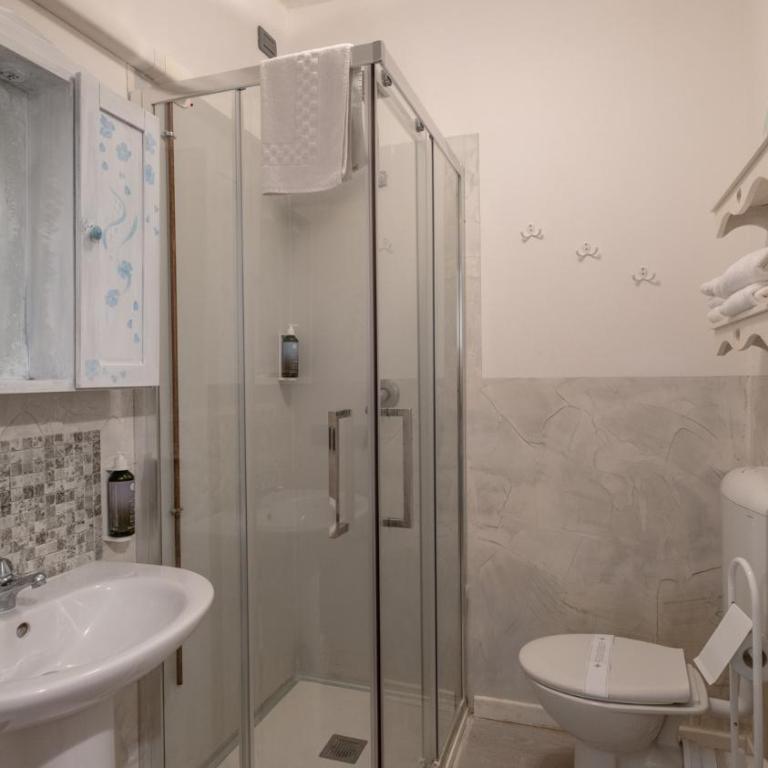 Il Castagnolo Country B&B - Comfort Triple Room - 6