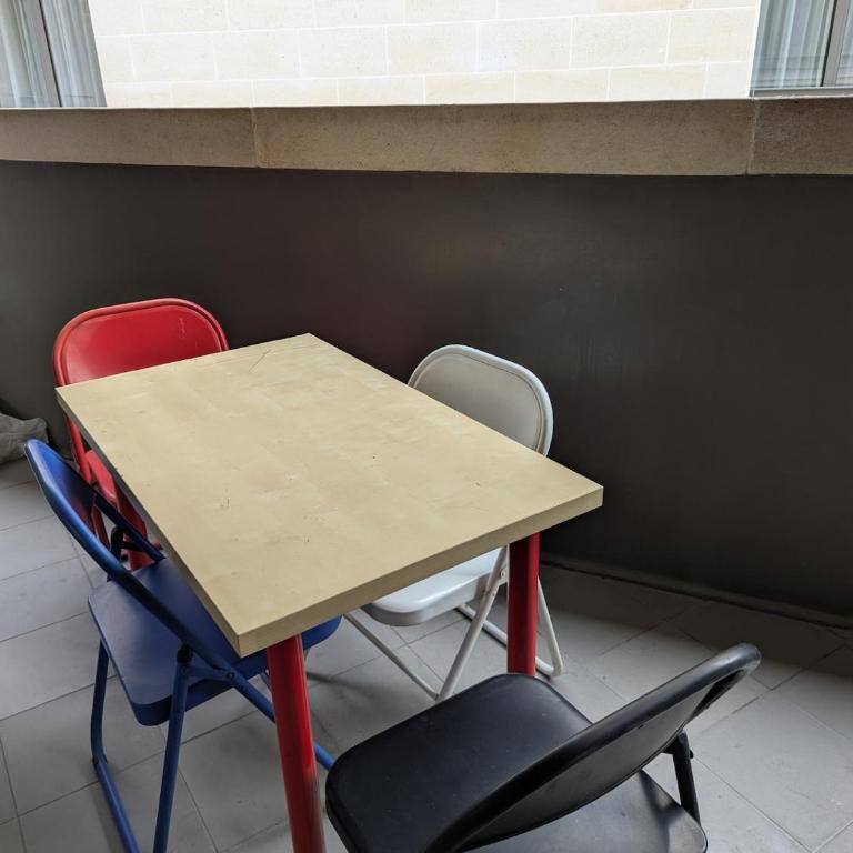 Lumineux appartement centre ville avec parking et loggia - One-Bedroom Apartment - 18