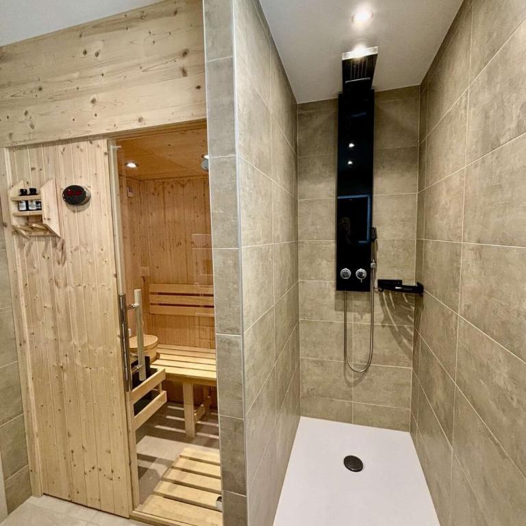 Bartavelles A2 - Appartement de charme dans Châtel - Three-Bedroom Apartment - 17