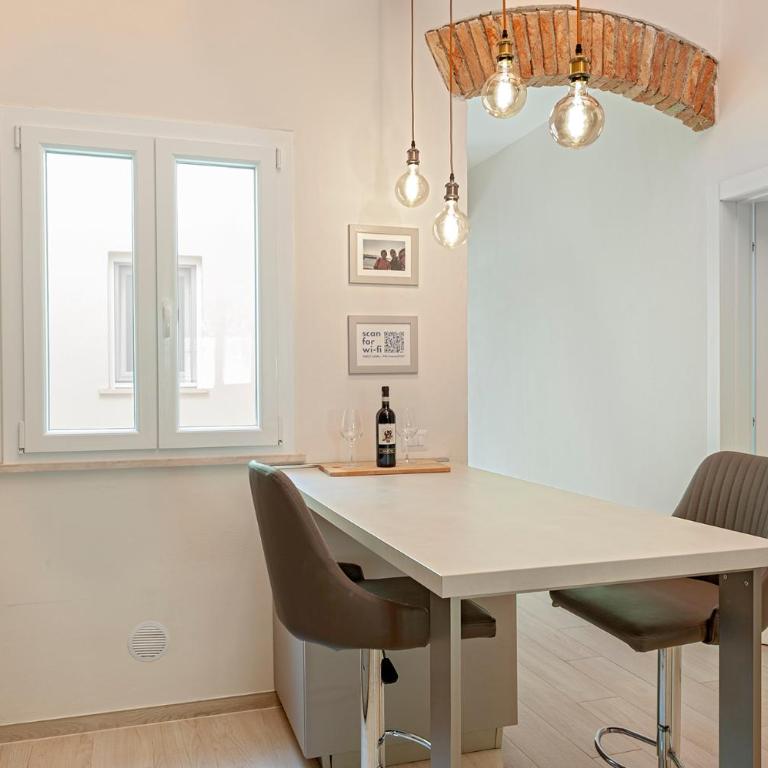Homiday- Casa L- Pace e Comfort sul mare - Two-Bedroom Apartment - 6