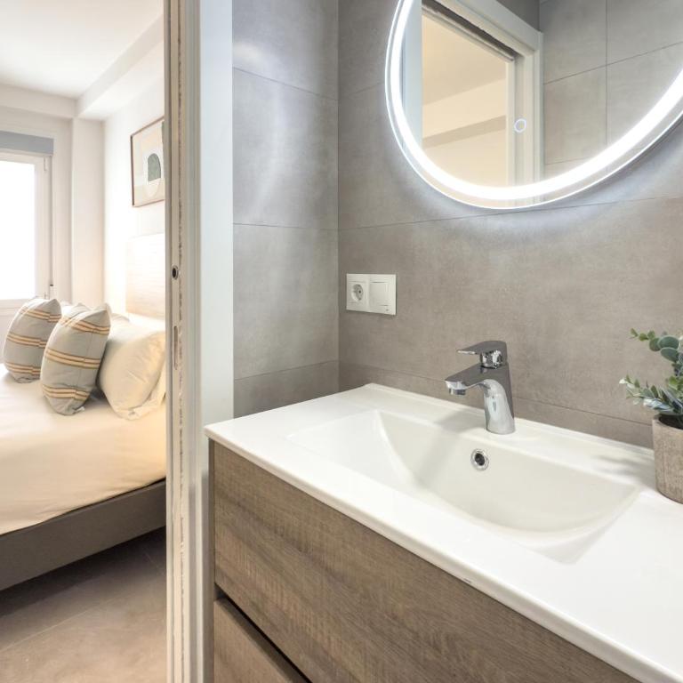 Hanami Avenida de España Mountain View 5H - One-Bedroom Apartment - 9
