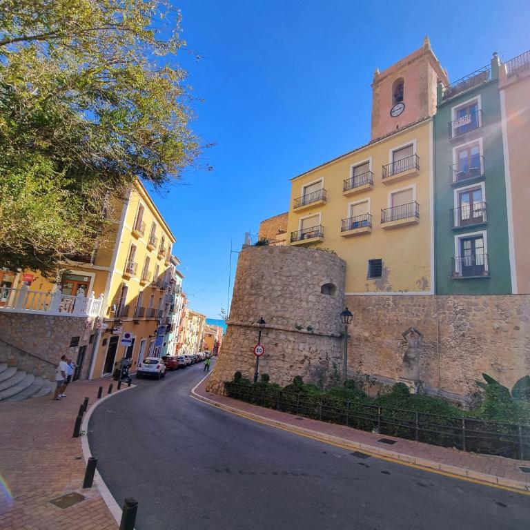 PLAZA IGLESIA HappyVila - One-Bedroom Apartment with Terrace - 23