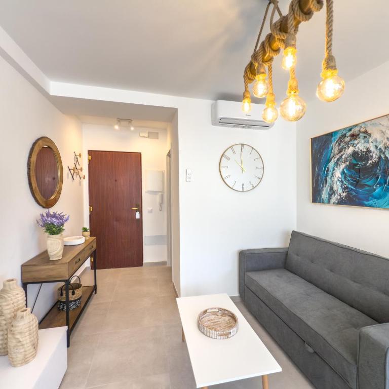 Hanami Avenida de España Mountain View 5H - One-Bedroom Apartment - 30