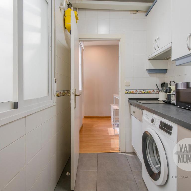 Leon Urban Suites - One-Bedroom Apartment - 11