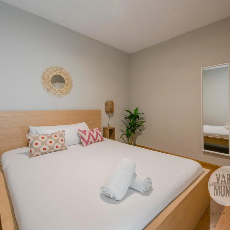 Leon Urban Suites - One-Bedroom Apartment - 1