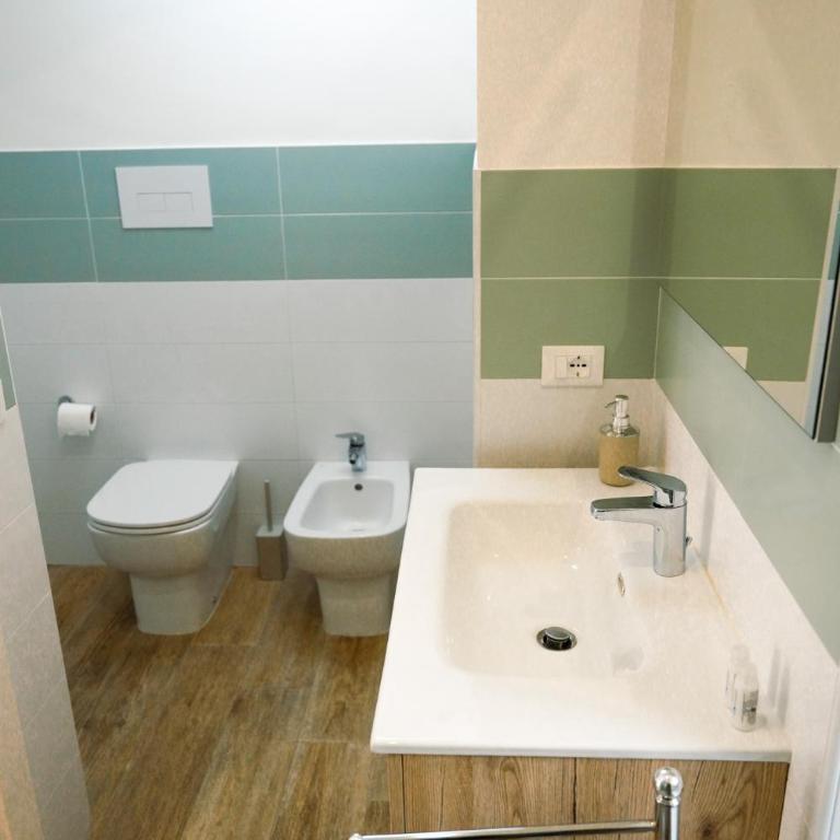 alex rooms - Camera Matrimoniale/Doppia con Letti Singoli con Bagno Privato - 11