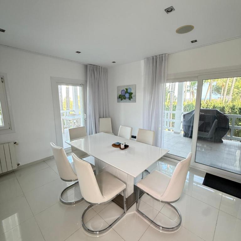 Stunning and luxury Villa in Marbella-Atalaya - 250m to GC Atalaya, 2x 18 holes and very close to the beach of San Pedro de Alcántara and Puerto Banus or Puente Romano - Villa Deluxe - 64