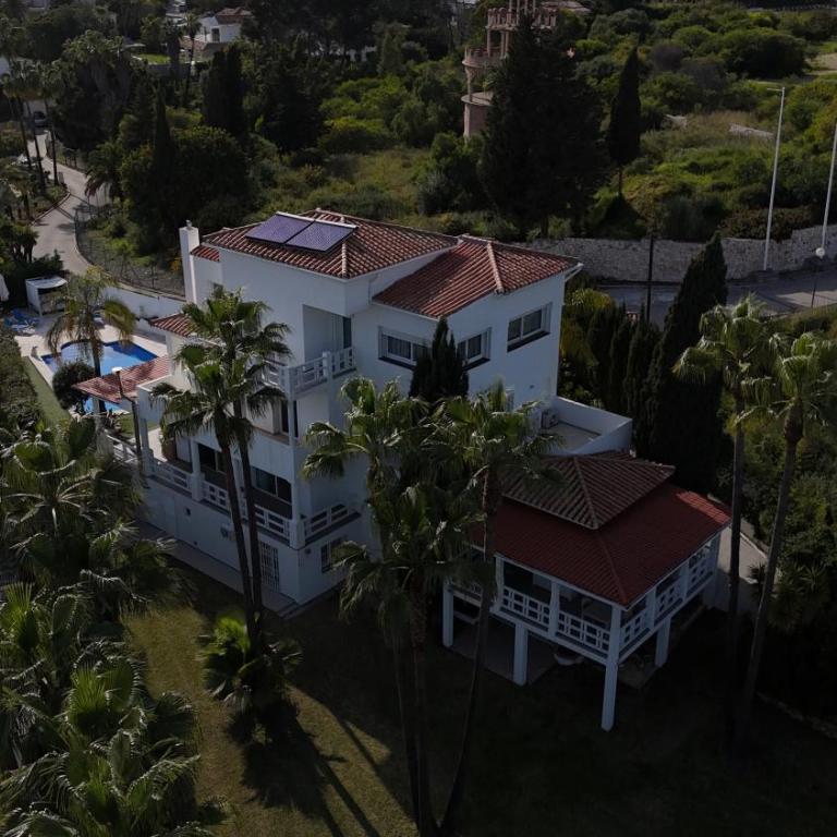 Stunning and luxury Villa in Marbella-Atalaya - 250m to GC Atalaya, 2x 18 holes and very close to the beach of San Pedro de Alcántara and Puerto Banus or Puente Romano - Villa Deluxe - 11
