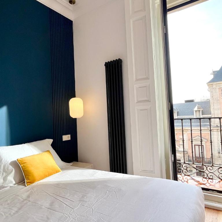 dPLACE to Be - Apartamentos de Lujo en Centro Histórico - Deluxe Two-Bedroom Apartment with Garden View - 6