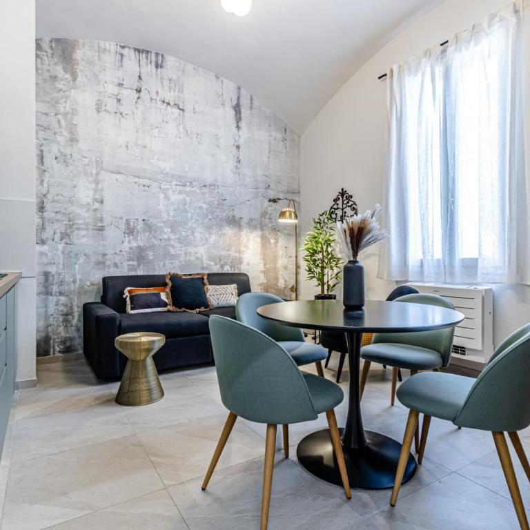 HouSmart Masini 9 int 1 - One-Bedroom Apartment - 1
