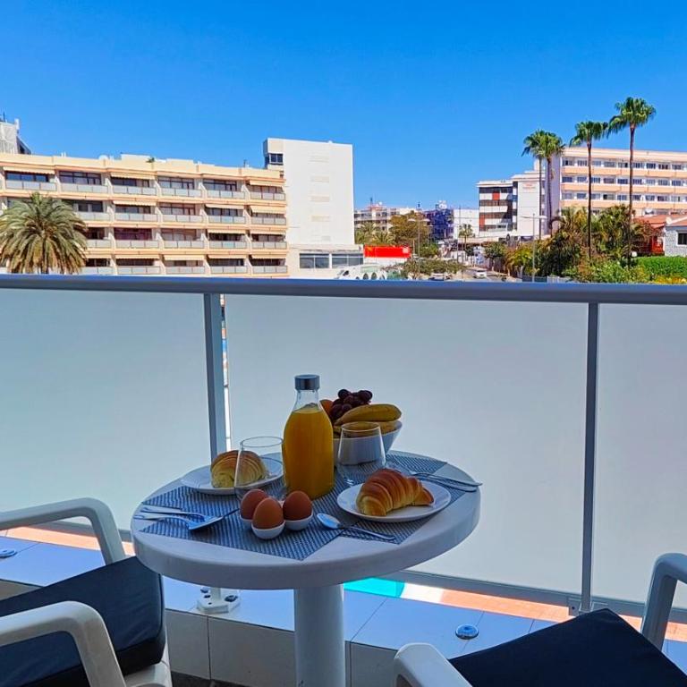 Apartment in the heart of playa del ingles - One-Bedroom Apartment - 3
