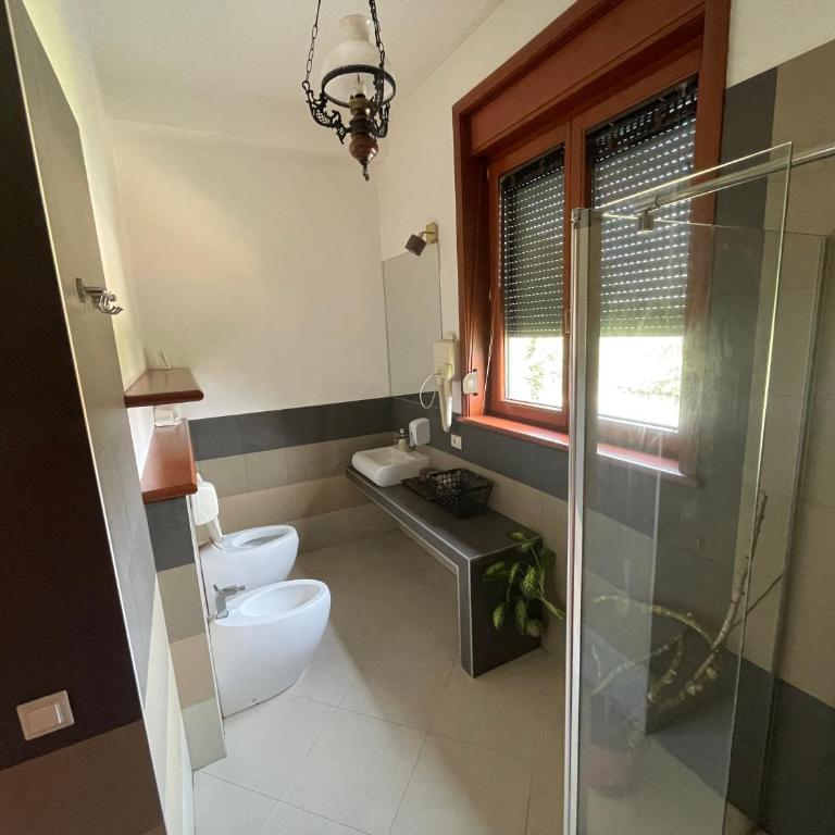 The Belgrade Hills Rooms and Suites - Dvokrevetna Soba sa Bračnim Krevetom - 4