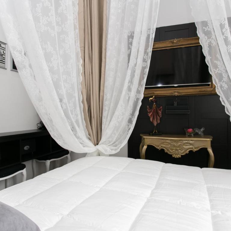 Aparthotel Dei Mercanti - Gold Apartment - 3