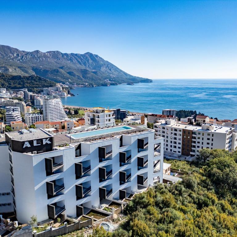 Sunshine Appartement Budva - One-Bedroom Apartment - 1