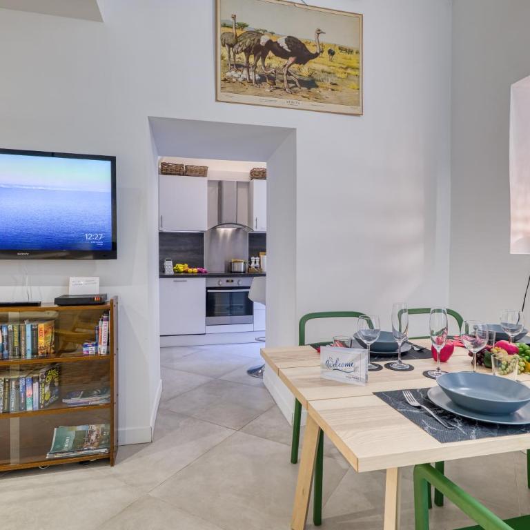 Two Levels Apt In Historical Building - Happy Rentals - Appartamento - 9
