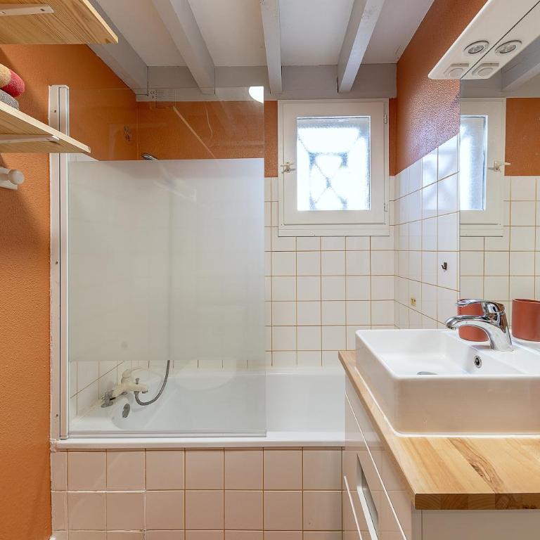 Villa 13 - En duplex jardin privé à 400m du lac - Casa con 2 Camere da Letto - 5