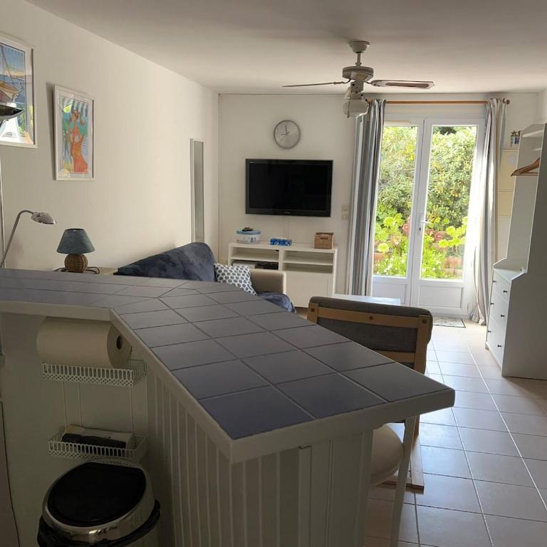 Appartement 2ch, terrasses parking, 50m de la plage - Two-Bedroom Apartment - 6