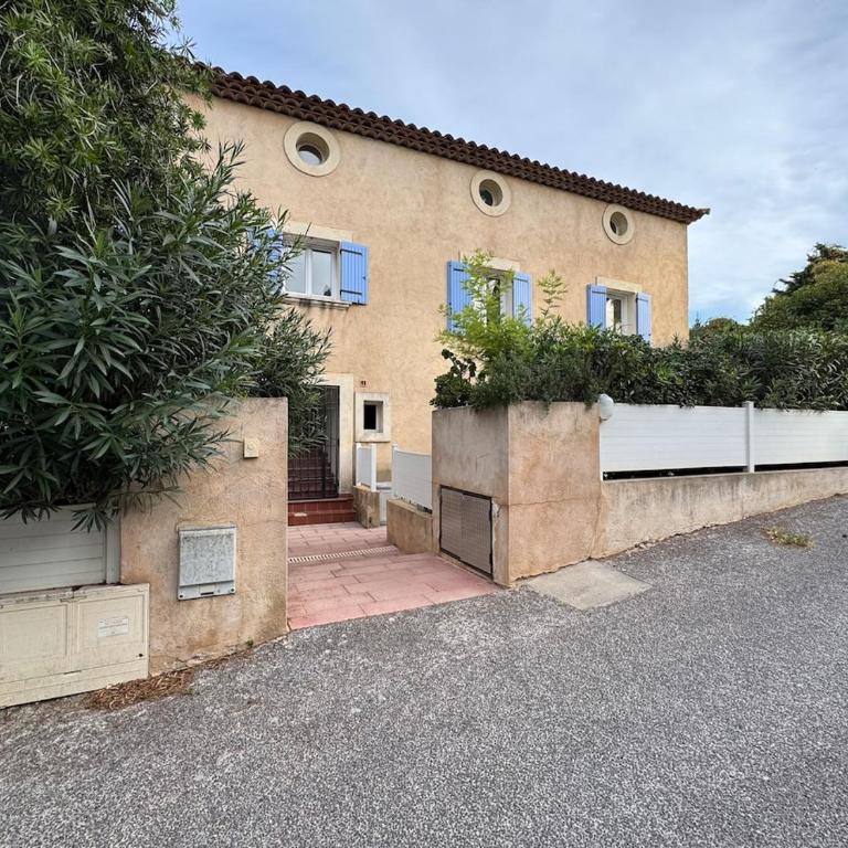 Appartement 2ch, terrasses parking, 50m de la plage - Two-Bedroom Apartment - 22