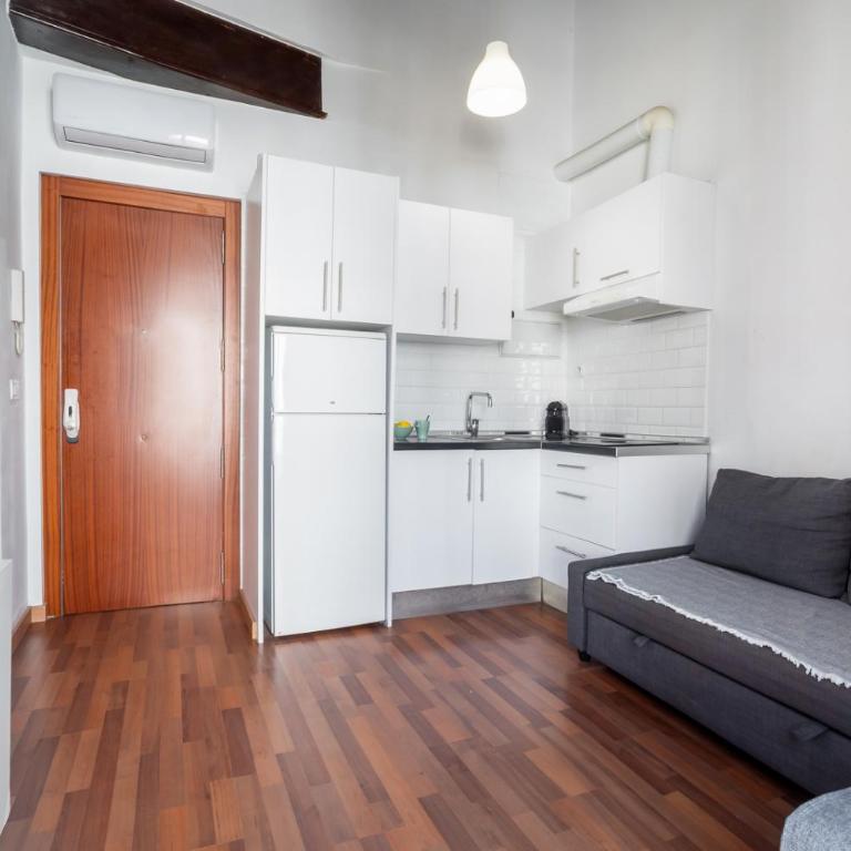 Up Town - One-Bedroom Apartment - 1