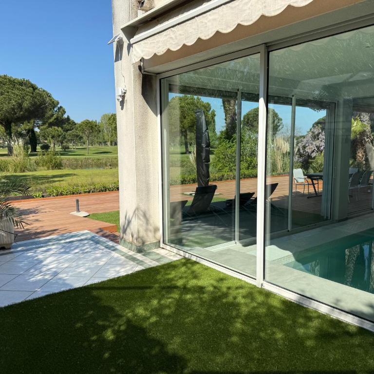 Logement de Prestige avec piscine Vue sur le Golf de la Grande Motte - Villa - 58