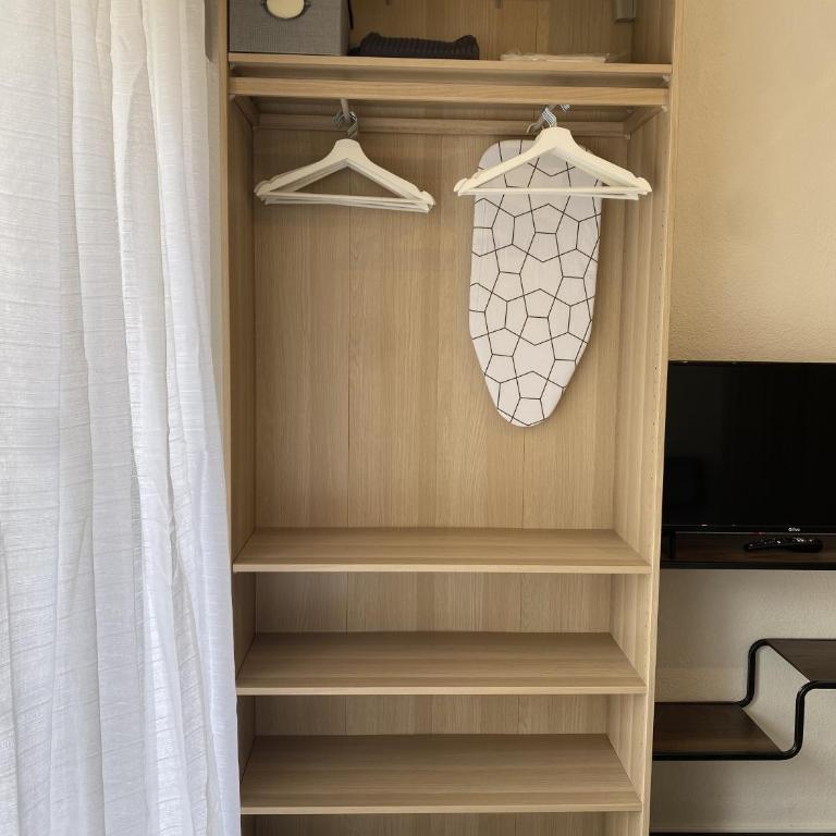 A deux pas des plages et au coeur du vieil Antibes , beau studio rénové - Appartement 1 Chambre - 5