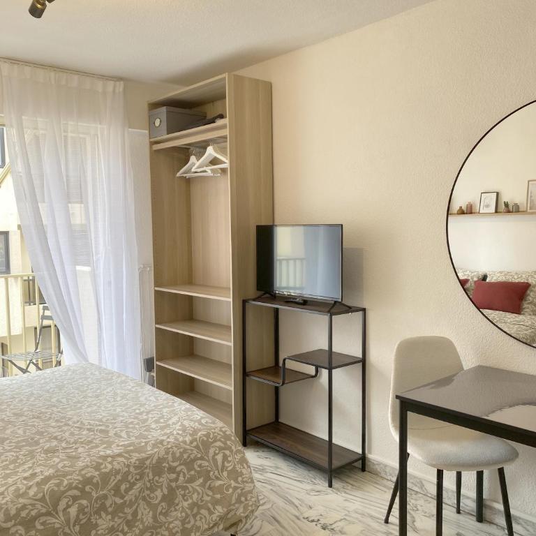 A deux pas des plages et au coeur du vieil Antibes , beau studio rénové - Appartement 1 Chambre - 19