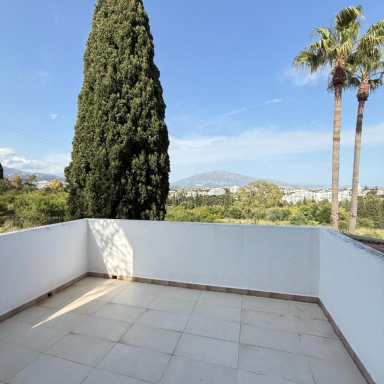 Stunning and luxury Villa in Marbella-Atalaya - 250m to GC Atalaya, 2x 18 holes and very close to the beach of San Pedro de Alcántara and Puerto Banus or Puente Romano - Villa Deluxe - 86