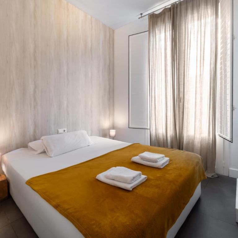 Mercado Central Suites - Two-Bedroom Apartment with Terrace - 13
