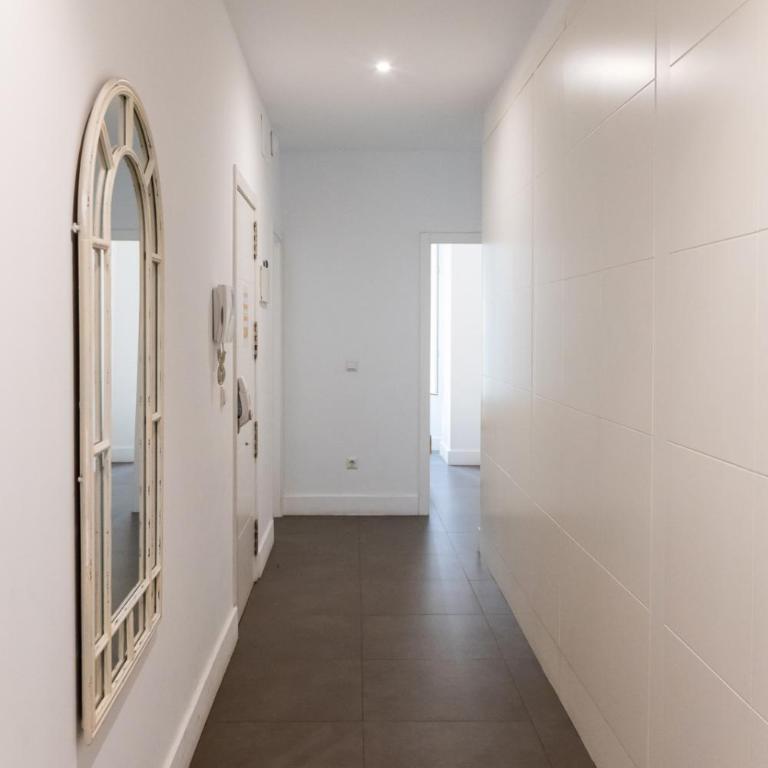 Mercado Central Suites - Two-Bedroom Apartment with Terrace - 15