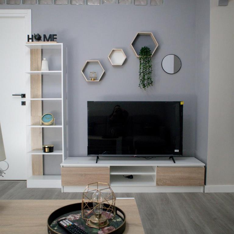Sara's Home - Modern Apartment Near Metro, Perfect for Families and Groups in Rome - Appartamento con 3 Camere da Letto - 42