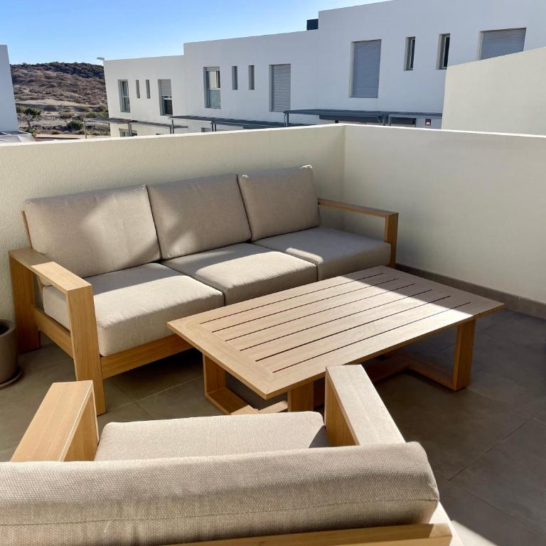 Canary Holiday Home - Casa Vacacional de 3 dormitorios - 50