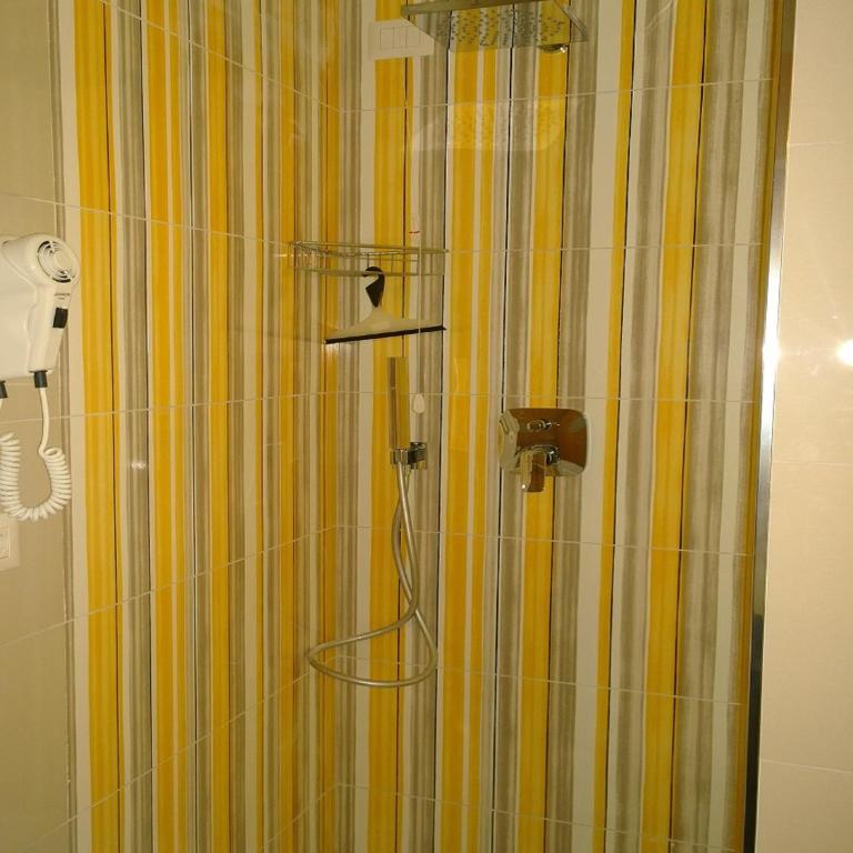 Il Cavaliere - Camera Matrimoniale con Bagno Privato - 11