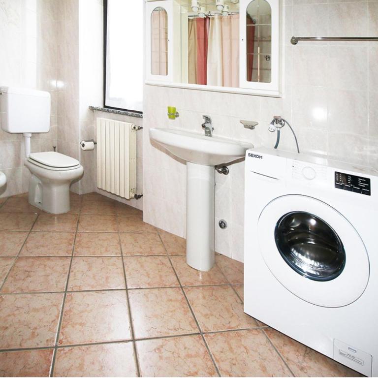 Il castagneto - Appartamento con 2 Camere da Letto e Vista Lago - 7