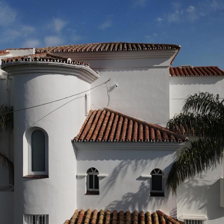 Stunning and luxury Villa in Marbella-Atalaya - 250m to GC Atalaya, 2x 18 holes and very close to the beach of San Pedro de Alcántara and Puerto Banus or Puente Romano - Villa Deluxe - 92