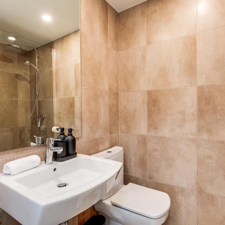 Luxury apartment Sunset Golf with spacious private garden & seaview - Apartamento de 2 dormitorios con terraza y vistas al mar - 17