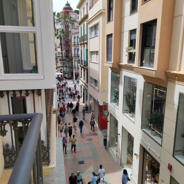 Elegancia y confort en el corazón de Málaga - Apartamento de 2 dormitorios con balcón - 34