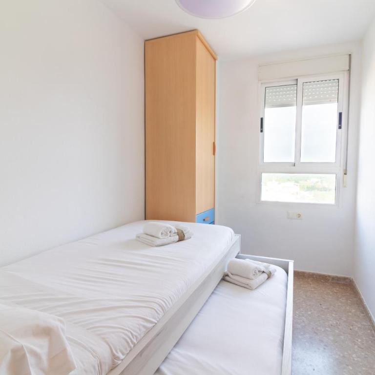 Global Vacacional, Apartamento de 3 habitaciones en urbanización cerca del mar - Three-Bedroom Apartment with Private Pool - 12