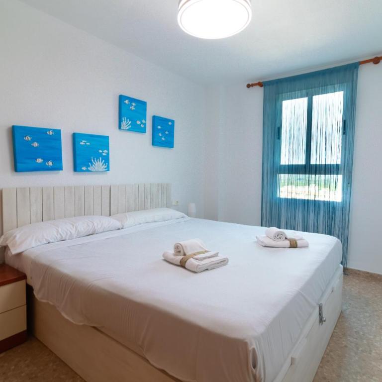 Global Vacacional, Apartamento de 3 habitaciones en urbanización cerca del mar - Three-Bedroom Apartment with Private Pool - 15
