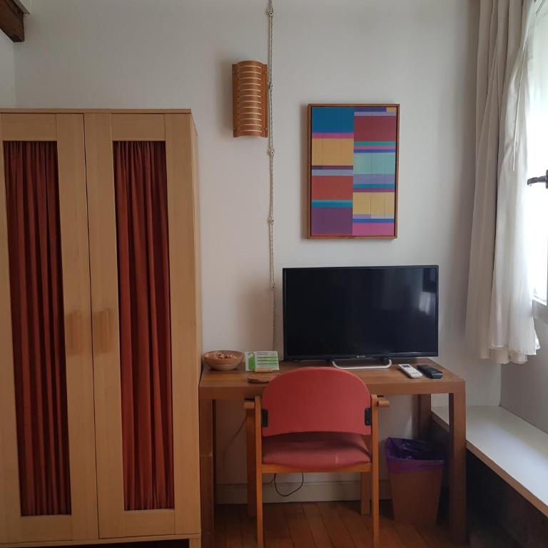Pensión con Encanto San Martiño Pinario - Habitación Doble con baño privado - 10