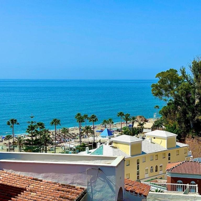 A2405 Modern 2 bed 2 bath Penthouse Burriana Beach - Apartamento de 2 dormitorios con vistas - 1
