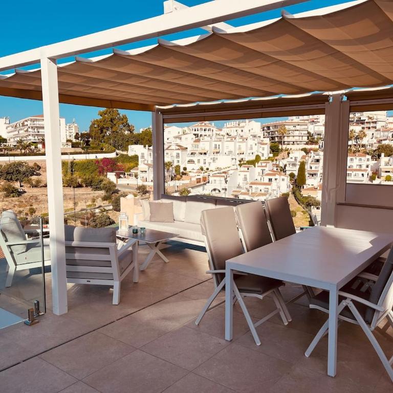 A2405 Modern 2 bed 2 bath Penthouse Burriana Beach - Apartamento de 2 dormitorios con vistas - 8