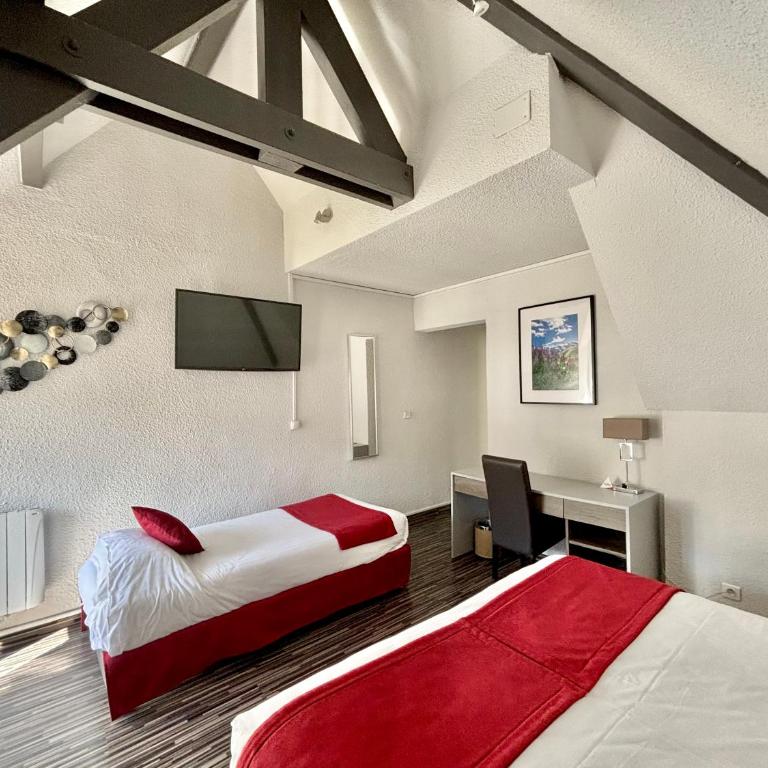 Hôtel de France Contact-Hôtel - Chambre Quadruple Confort - 6